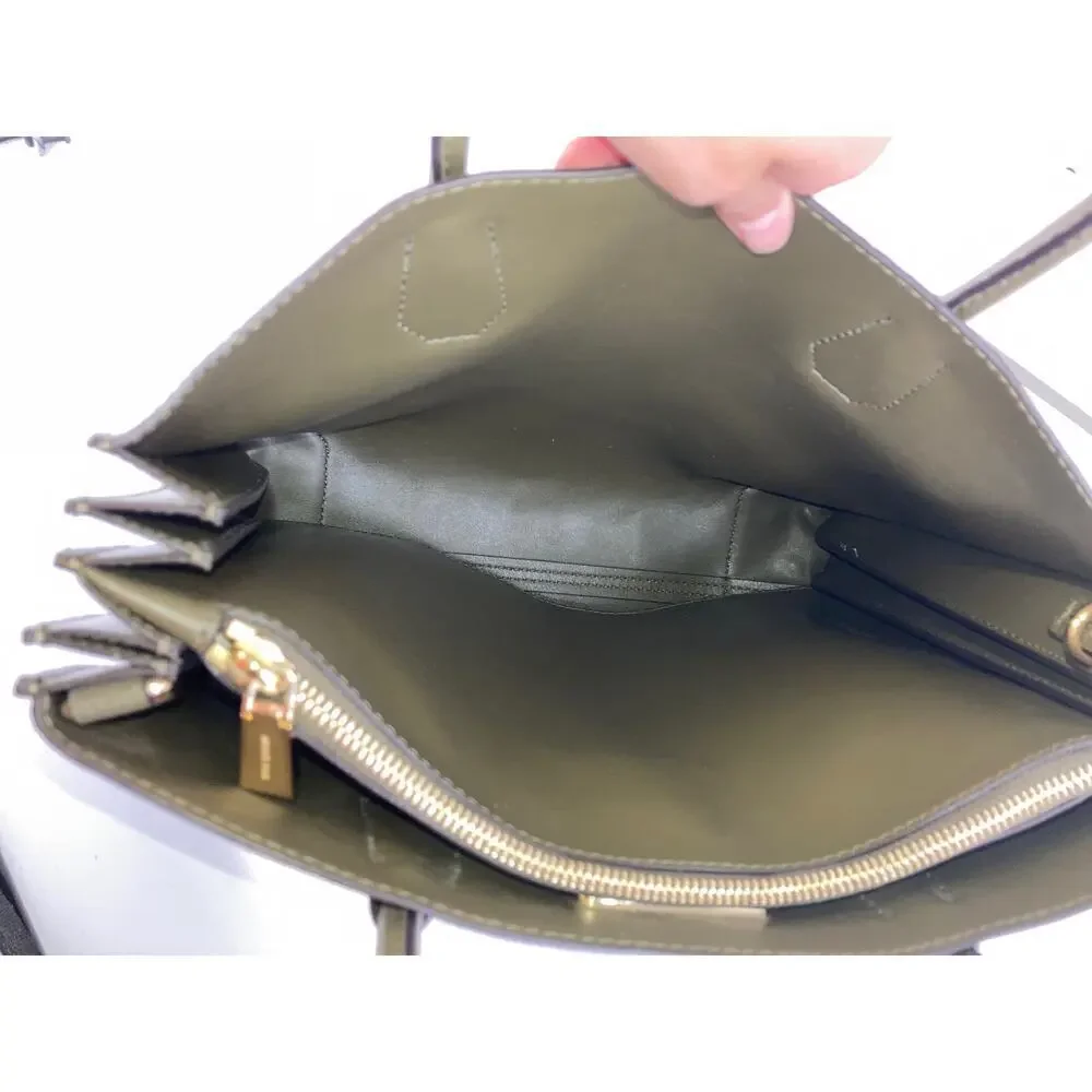 MICHAEL KORS, PEBBLED LEATHER OLIVE GREEEN LARGE HANDBAG